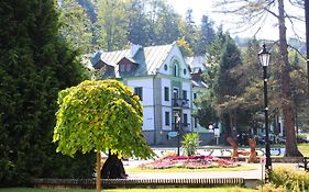 Glorietta Apartments & Spa